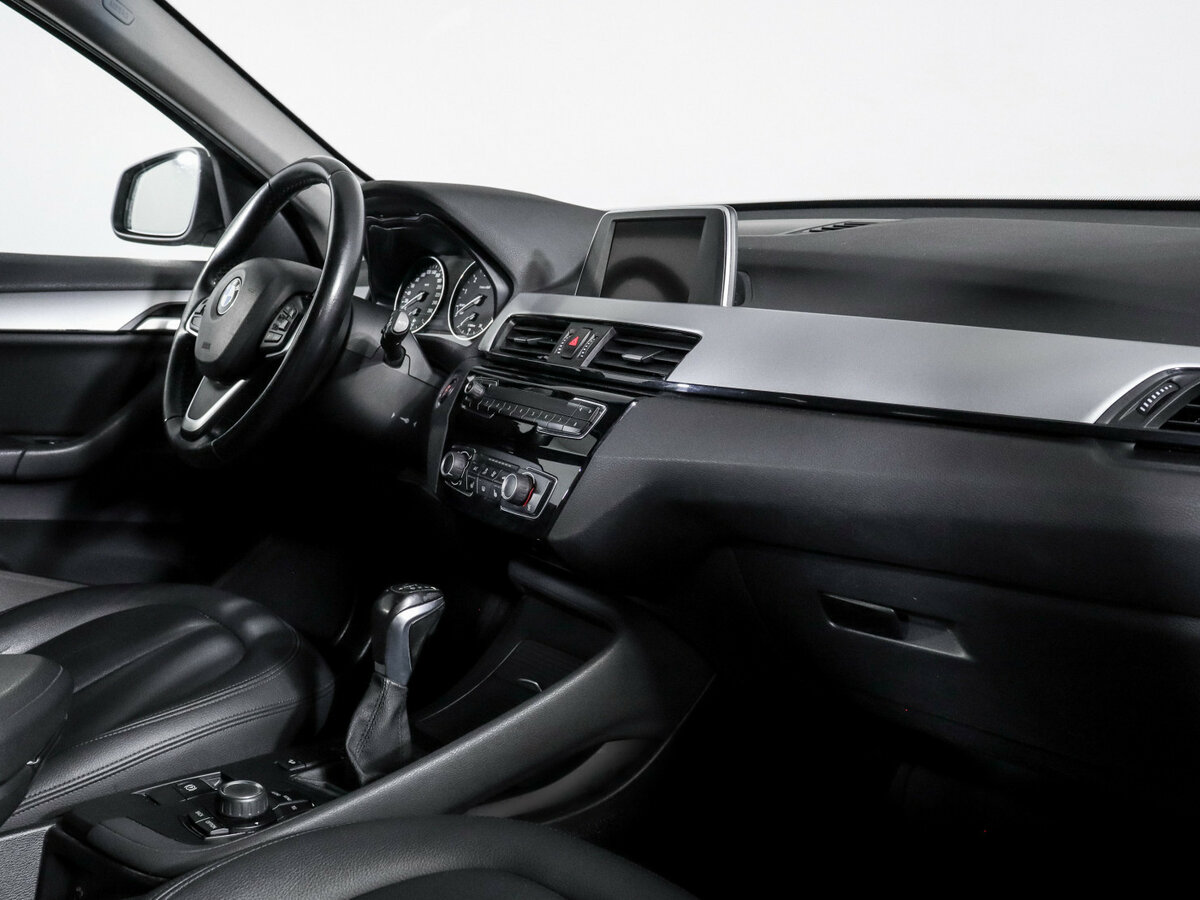 BMW X1 с пробегом — 2016 год. Фото: #8
