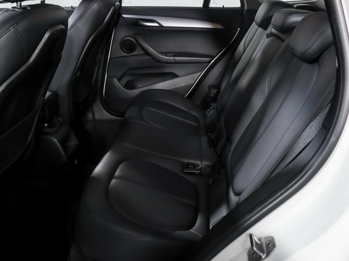 BMW X1 с пробегом — 2016 год. Фото: #9