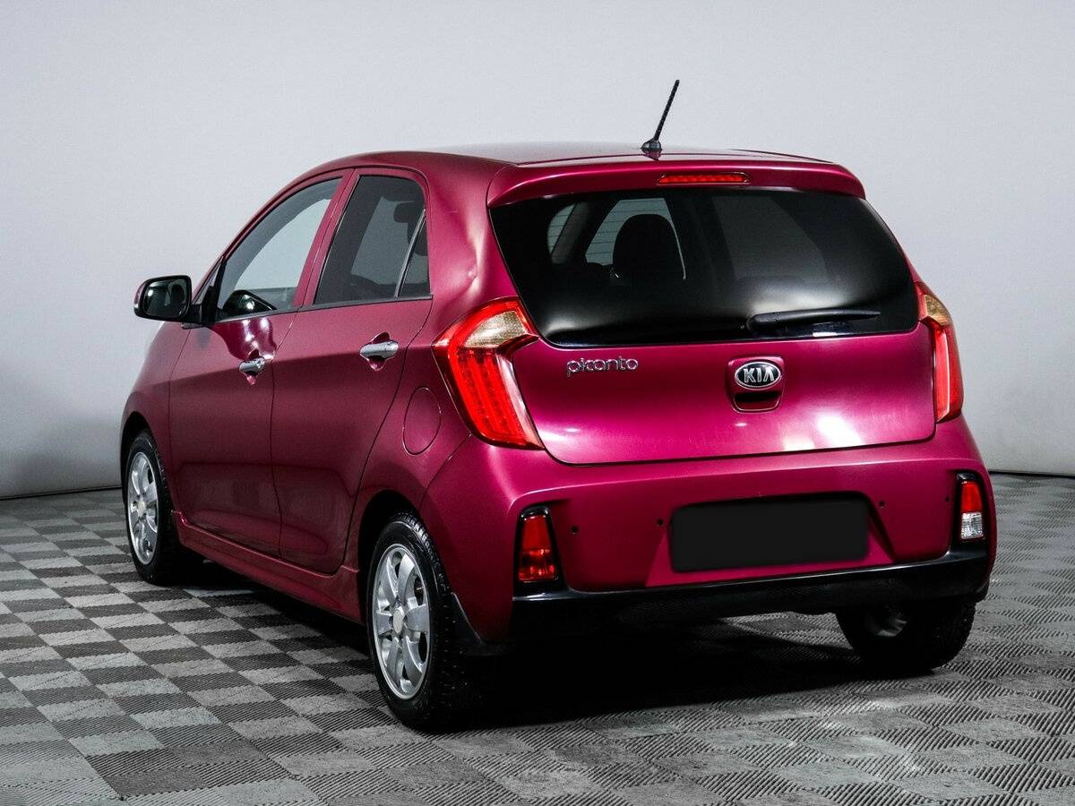 Kia Picanto с пробегом — 2015 год. Фото: #5
