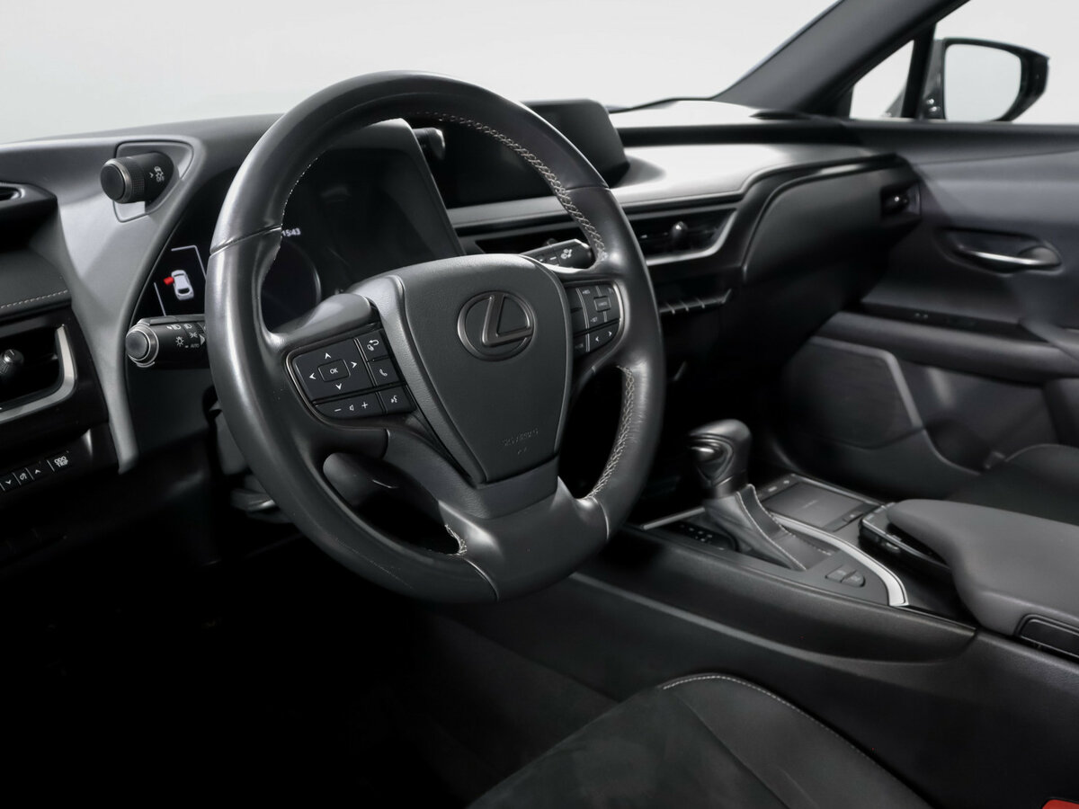 Lexus UX с пробегом — 2019 год. Фото: #10