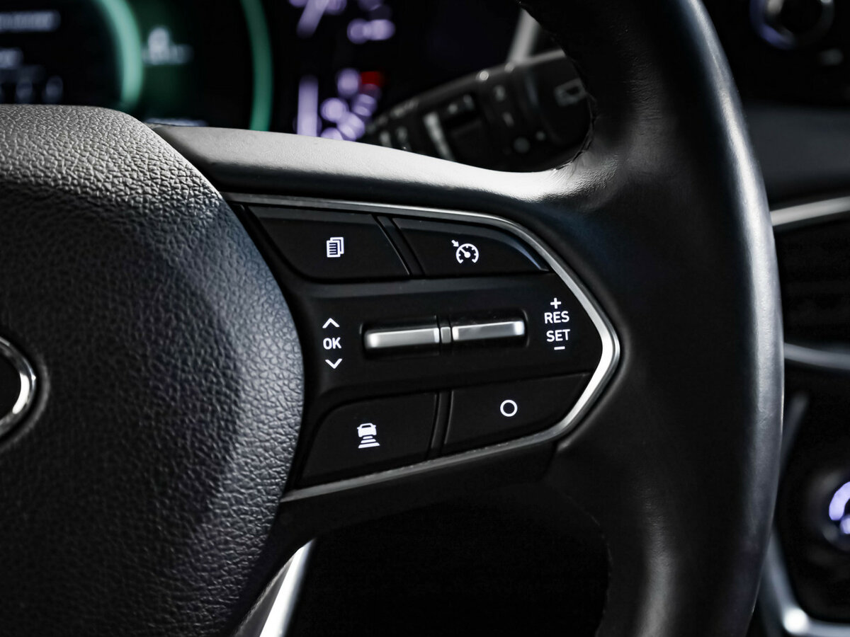 Hyundai Santa Fe с пробегом — 2020 год. Фото: #10