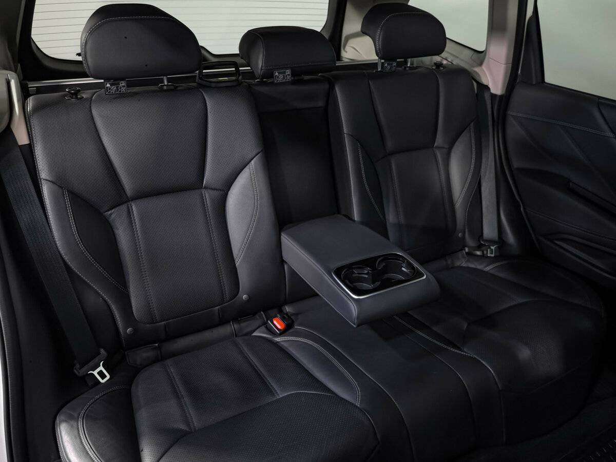 Subaru Forester с пробегом — 2018 год. Фото: #31