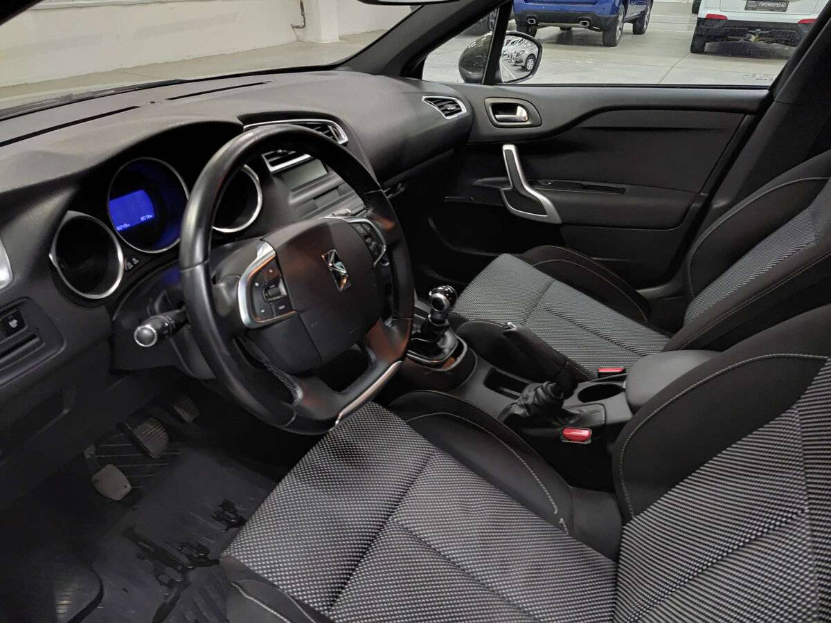 Citroen DS4 с пробегом — 2012 год. Фото: #14