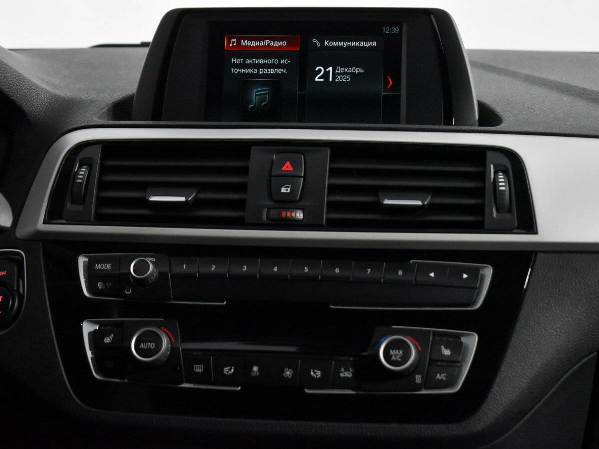 BMW 1 серии с пробегом — 2018 год. Фото: #14