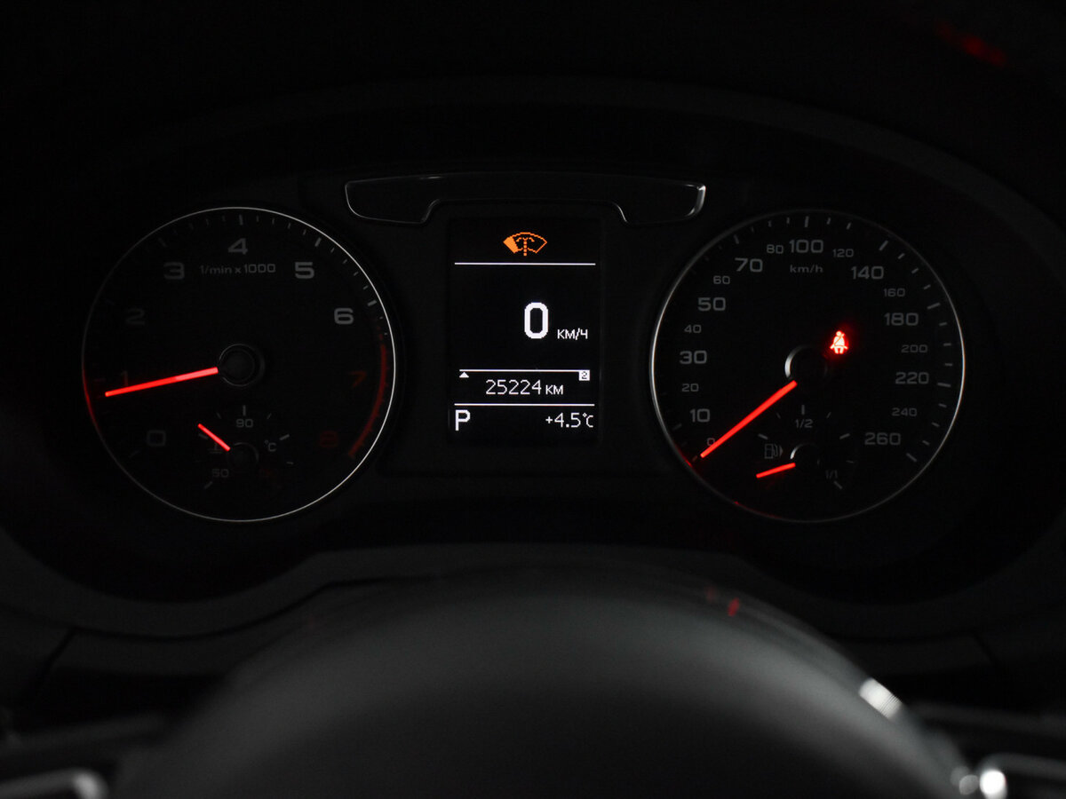 Audi Q3 с пробегом — 2015 год. Фото: #14