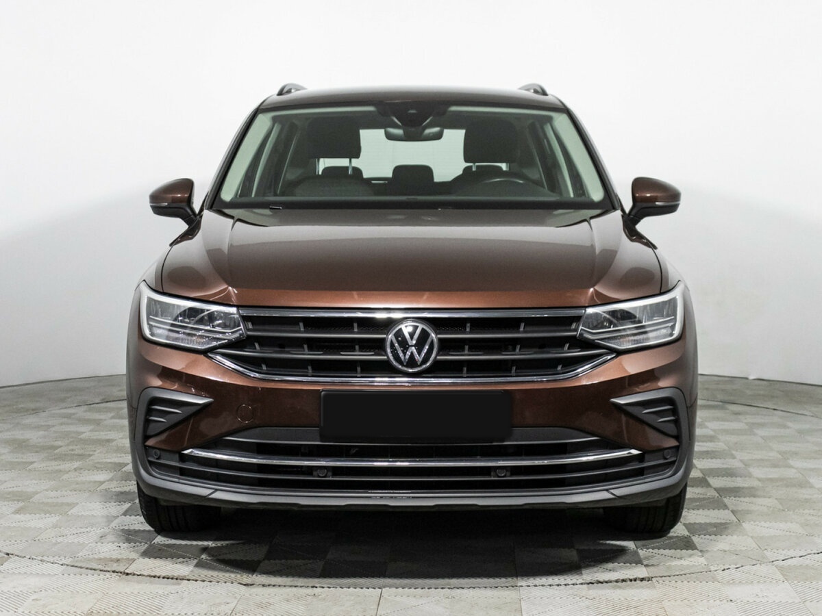 Volkswagen Tiguan с пробегом — 2021 год. Фото: #1