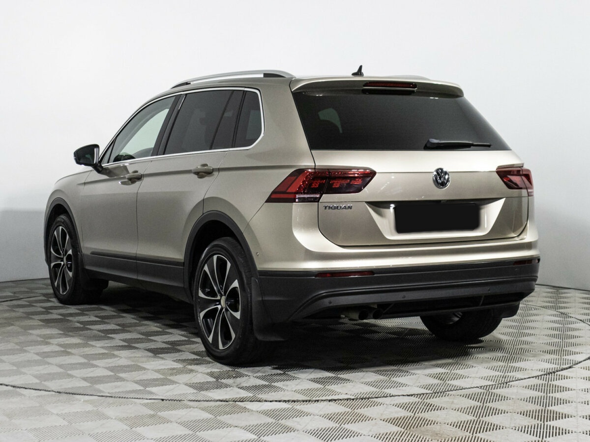 Volkswagen Tiguan с пробегом — 2019 год. Фото: #6