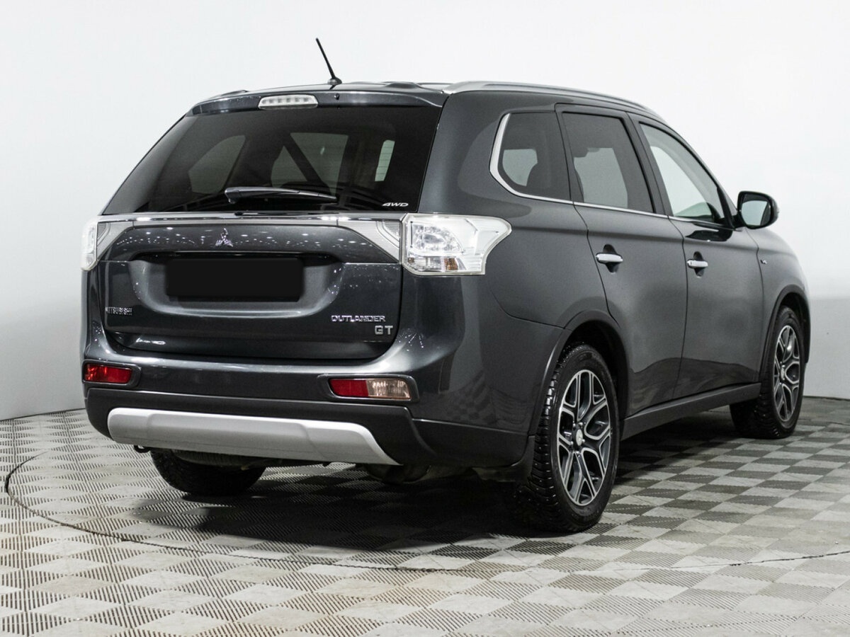 Mitsubishi Outlander с пробегом — 2014 год. Фото: #4