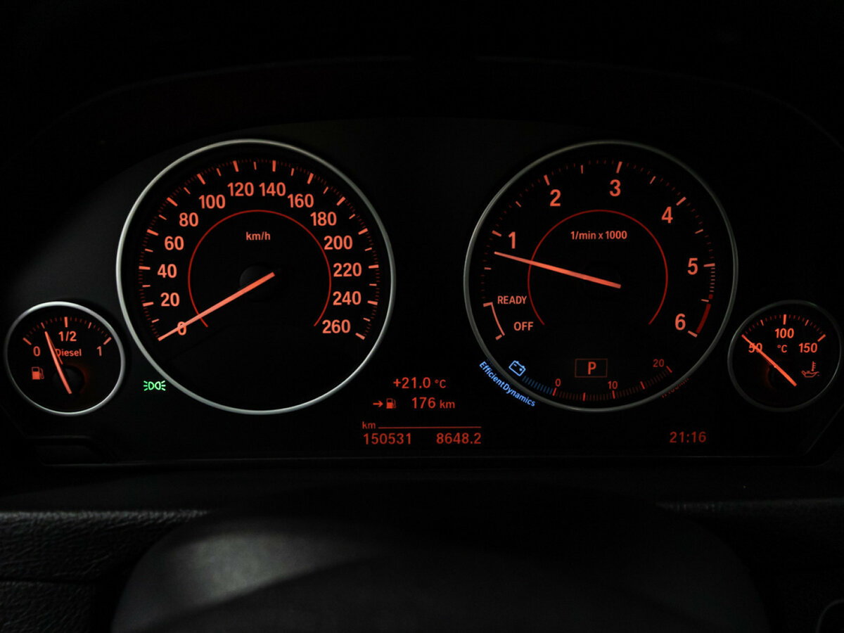 BMW 3 серии с пробегом — 2018 год. Фото: #11