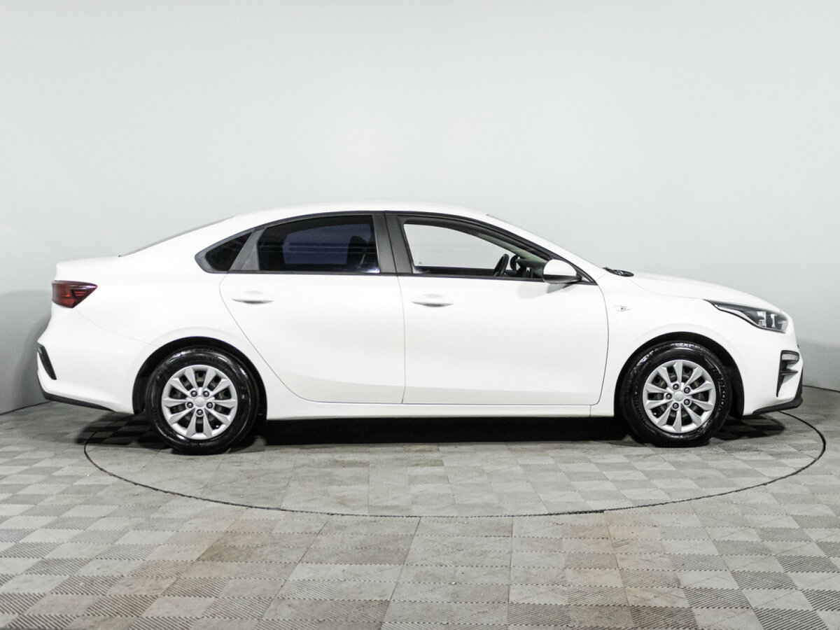 Kia K3 с пробегом — 2020 год. Фото: #3