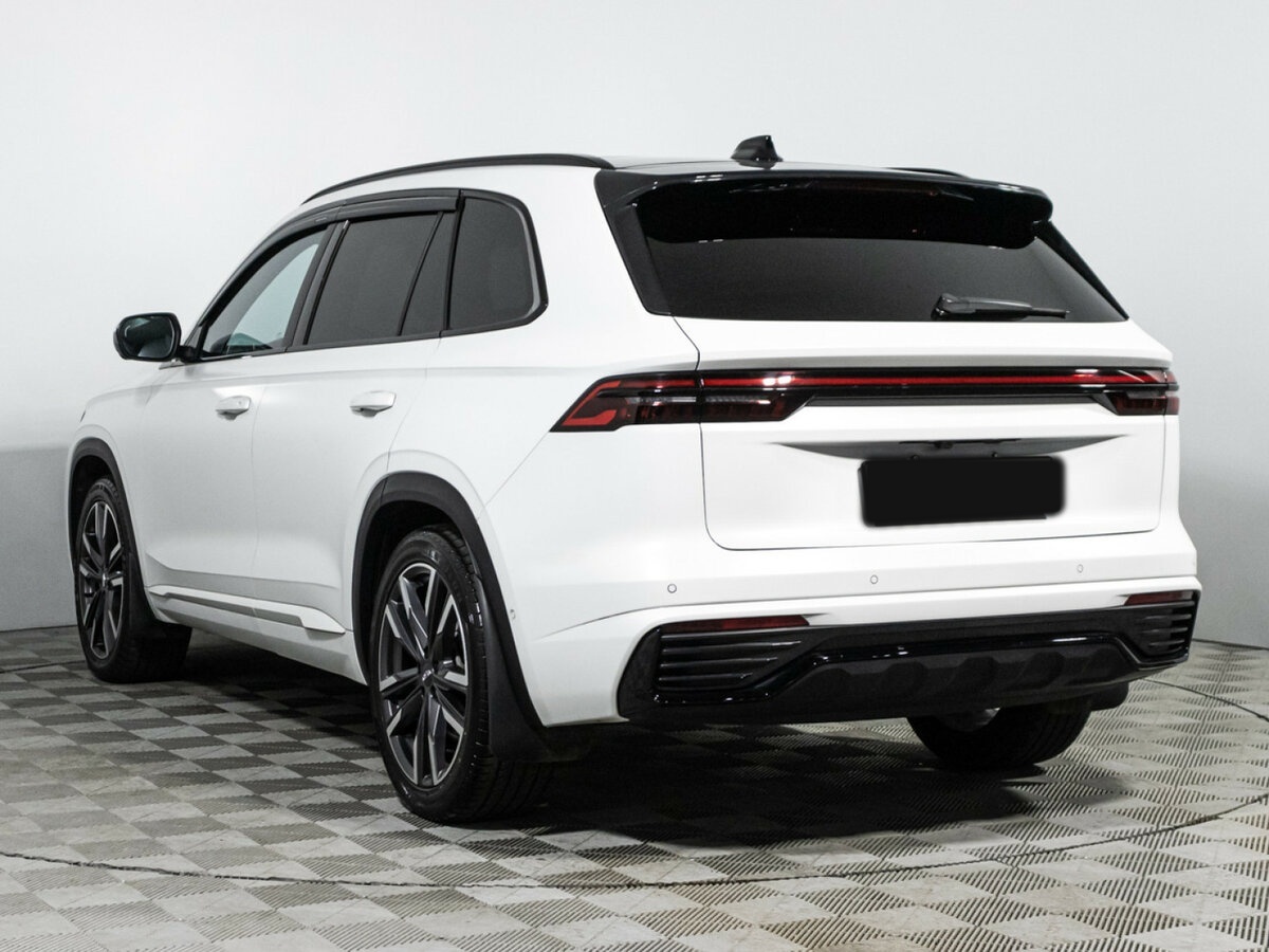 Geely Monjaro с пробегом — 2023 год. Фото: #5