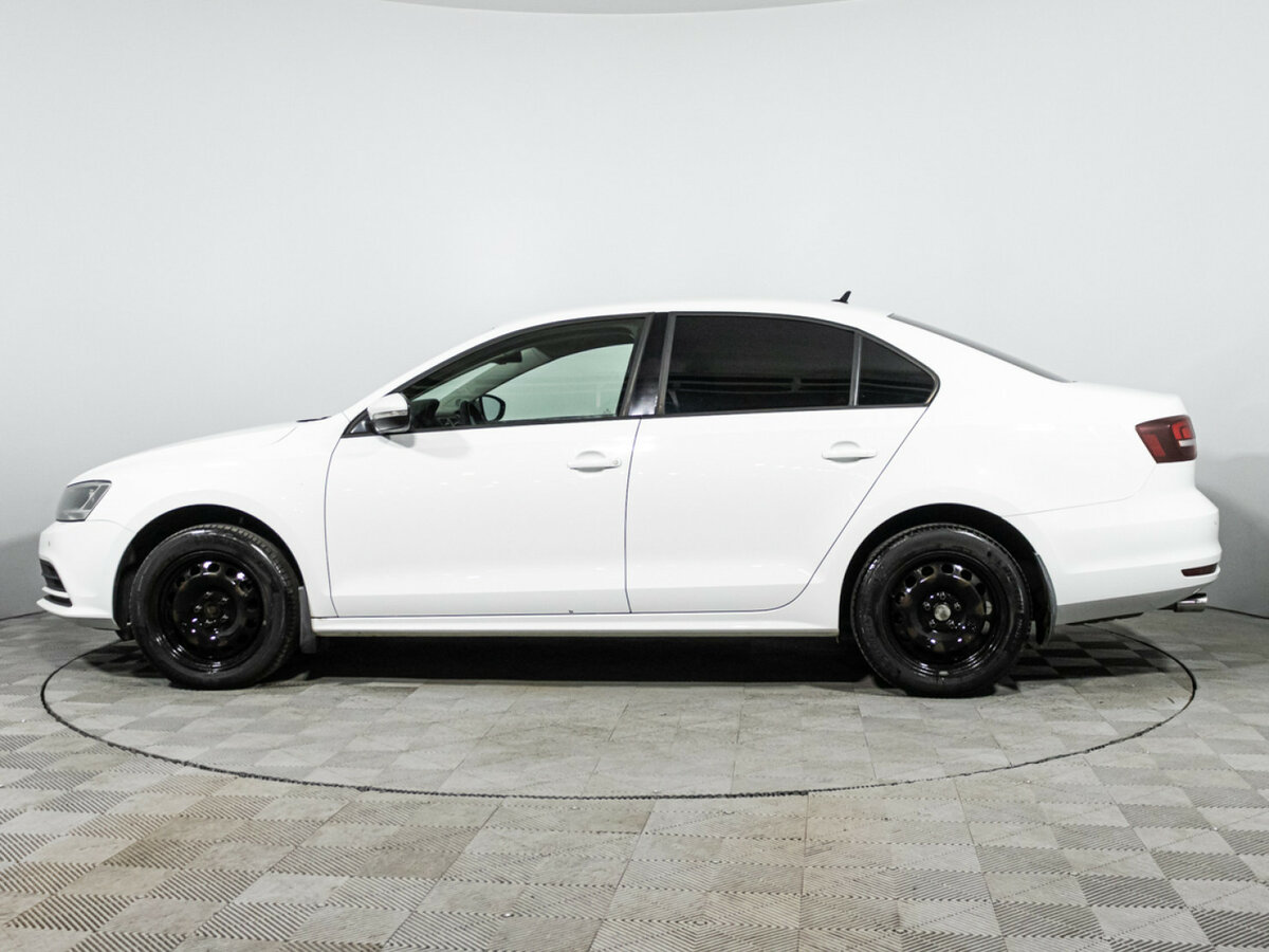 Volkswagen Jetta с пробегом — 2016 год. Фото: #7