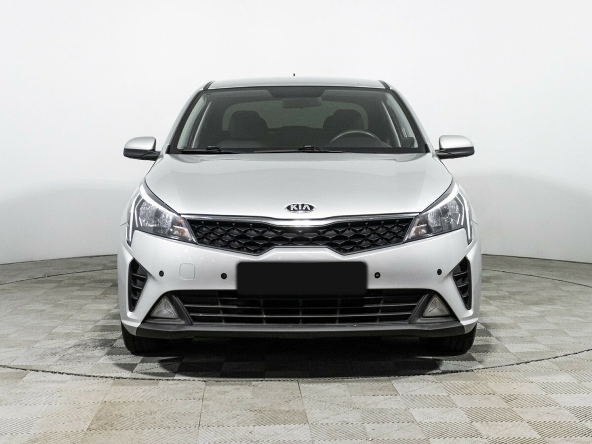Kia Rio с пробегом — 2021 год. Фото: #1