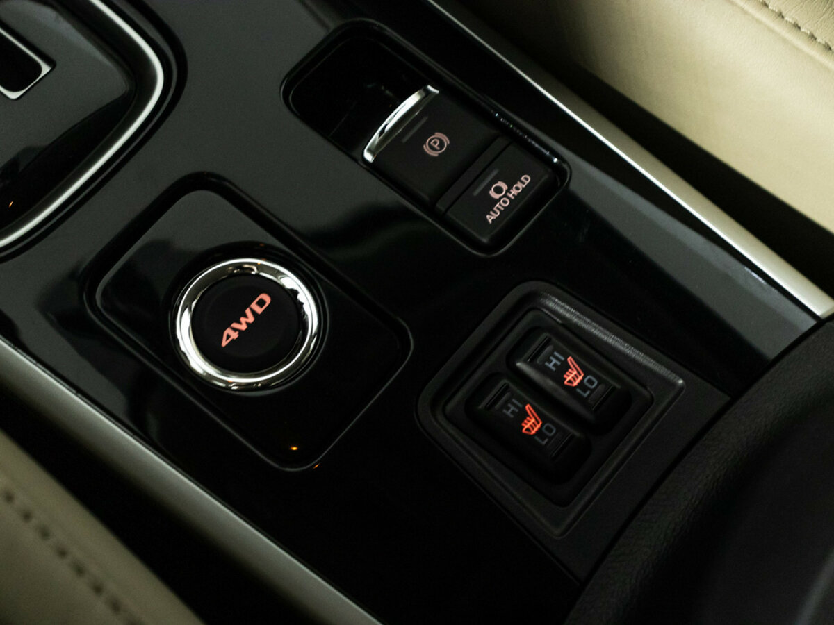 Mitsubishi Outlander с пробегом — 2020 год. Фото: #14