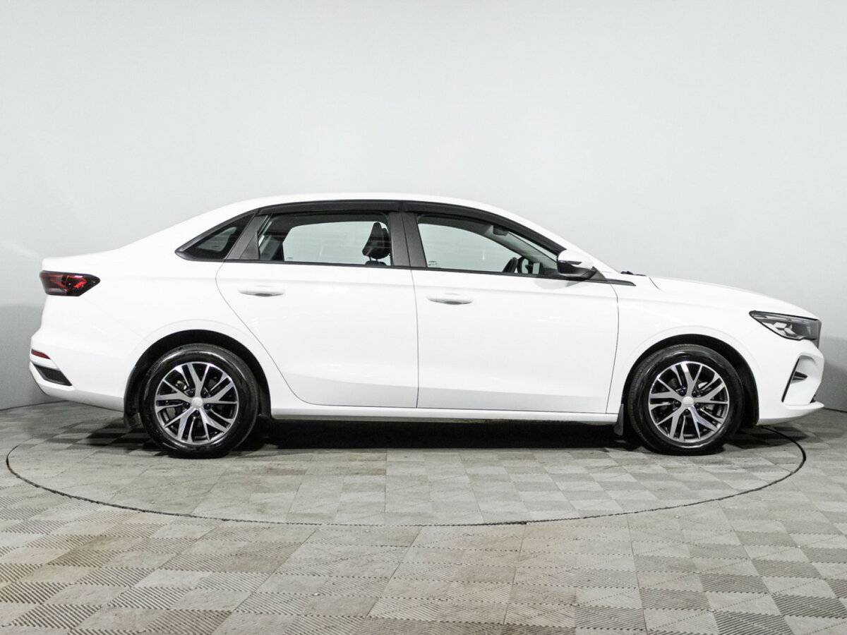 Geely Emgrand с пробегом — 2023 год. Фото: #3