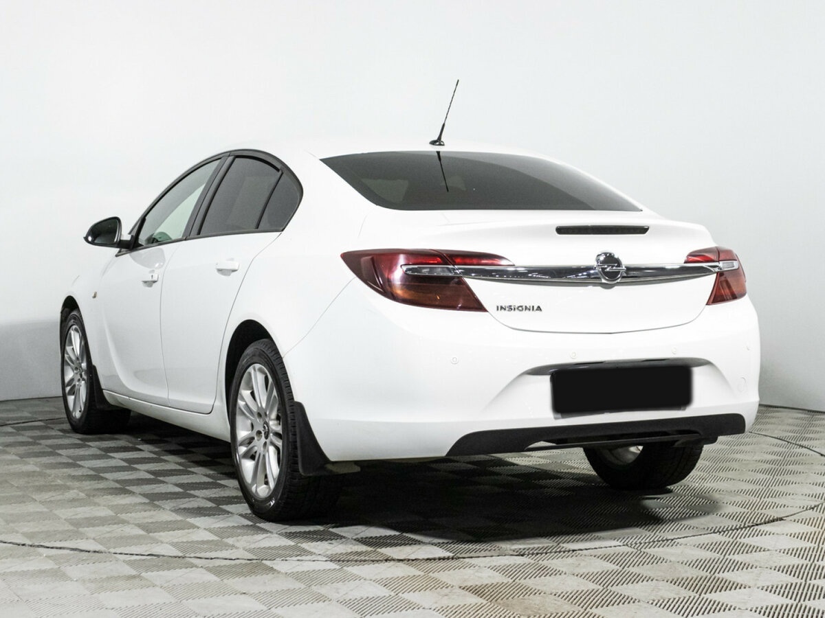 Opel Insignia с пробегом — 2014 год. Фото: #5