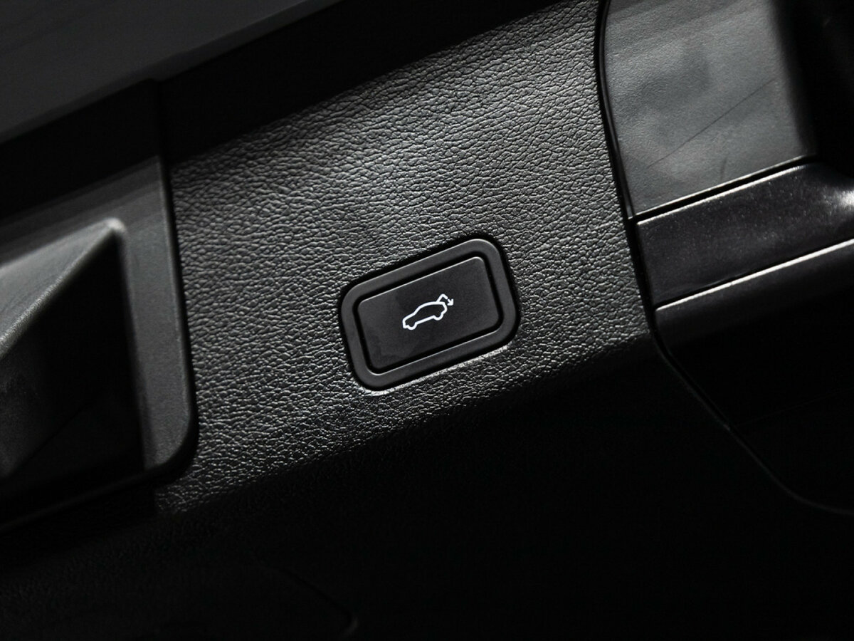 Geely Tugella с пробегом — 2023 год. Фото: #25