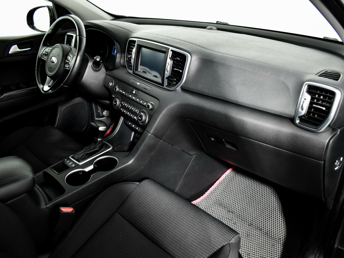 Kia Sportage с пробегом — 2017 год. Фото: #12