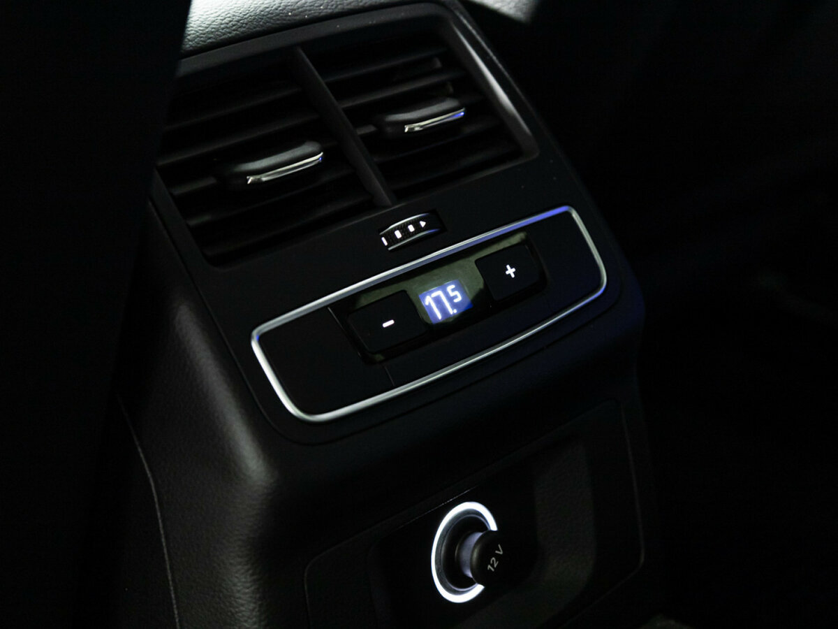 Audi A4 с пробегом — 2018 год. Фото: #19