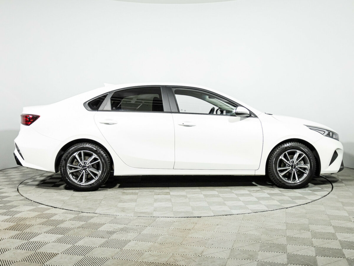 Kia K3 с пробегом — 2021 год. Фото: #3