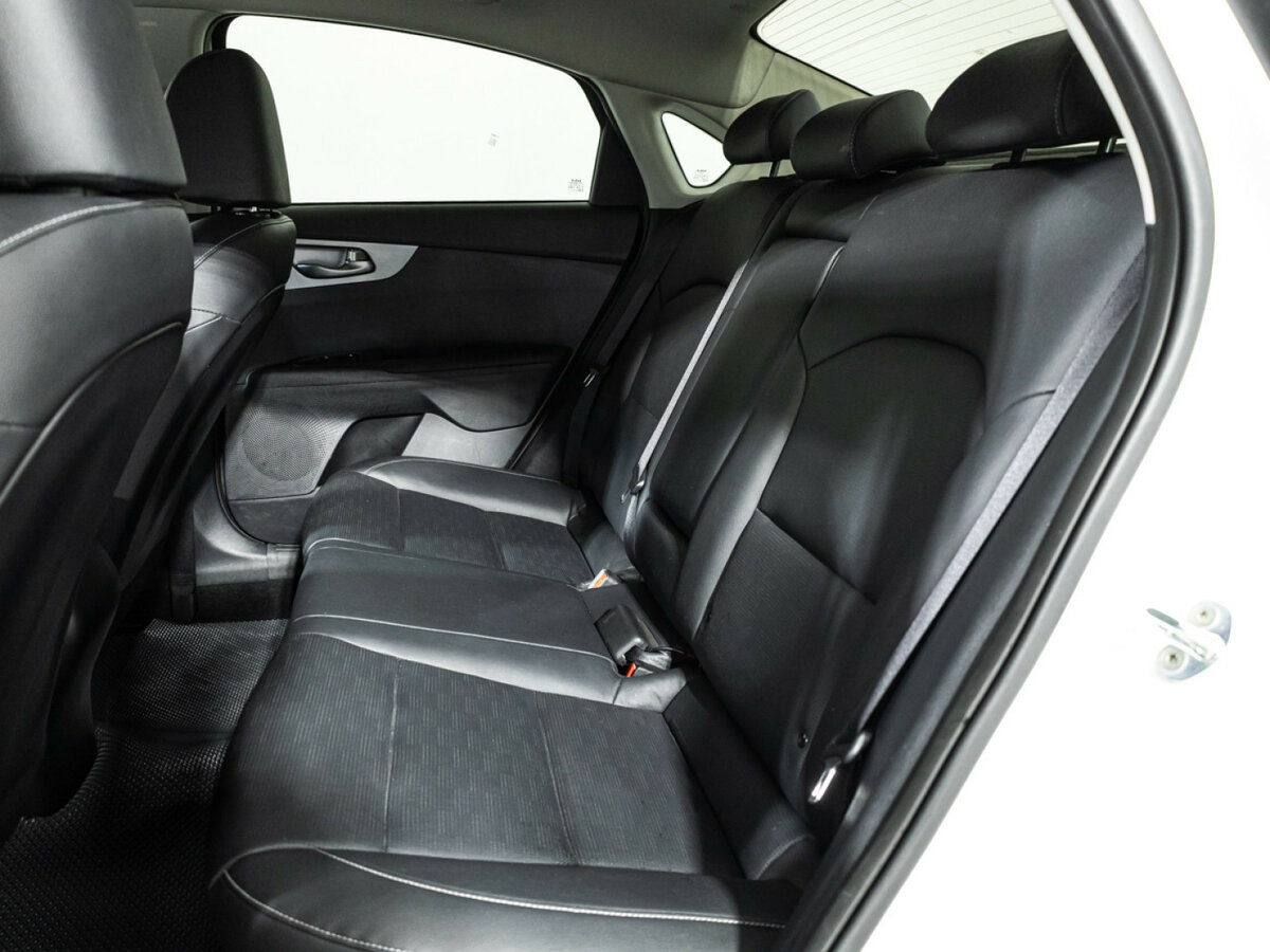 Kia K3 с пробегом — 2021 год. Фото: #9