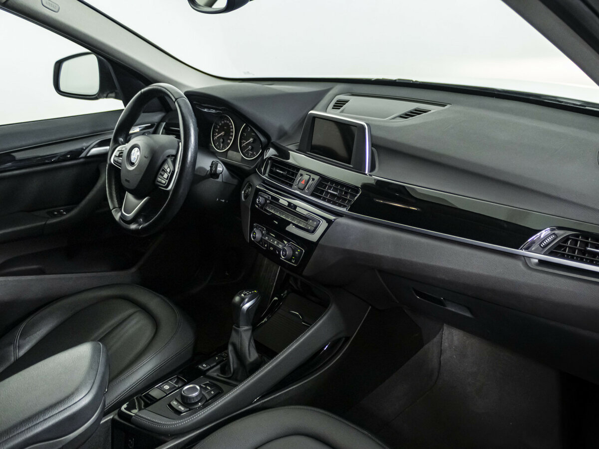 BMW X1 с пробегом — 2016 год. Фото: #6