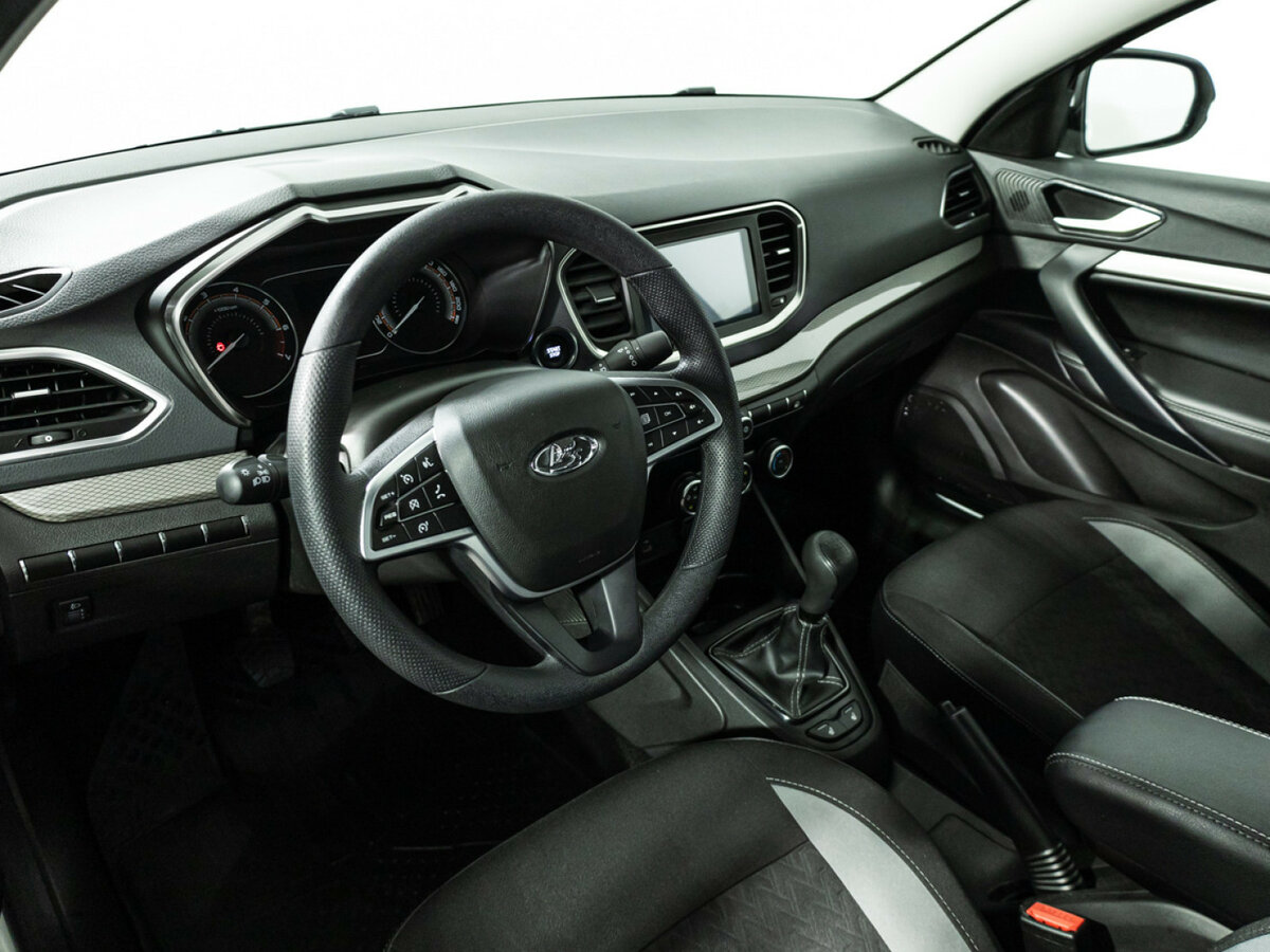 Lada (ВАЗ) Vesta с пробегом — 2023 год. Фото: #10