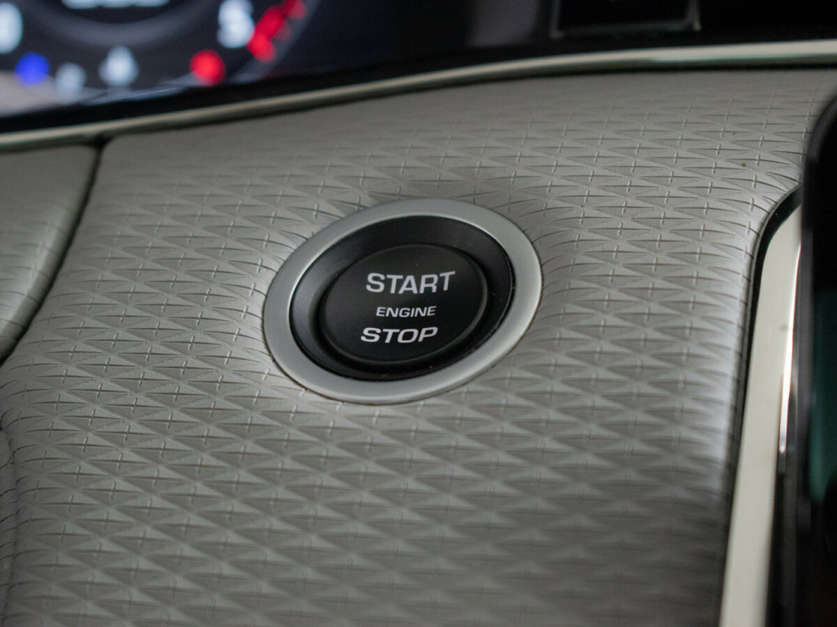 Land Rover Range Rover Evoque с пробегом — 2019 год. Фото: #16