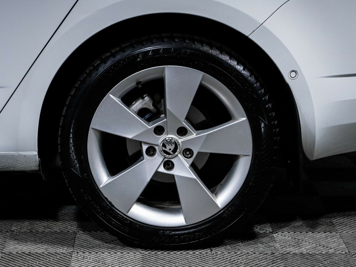 Skoda Octavia с пробегом — 2015 год. Фото: #12