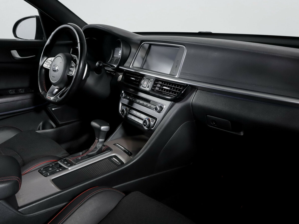 Kia Optima с пробегом — 2018 год. Фото: #8