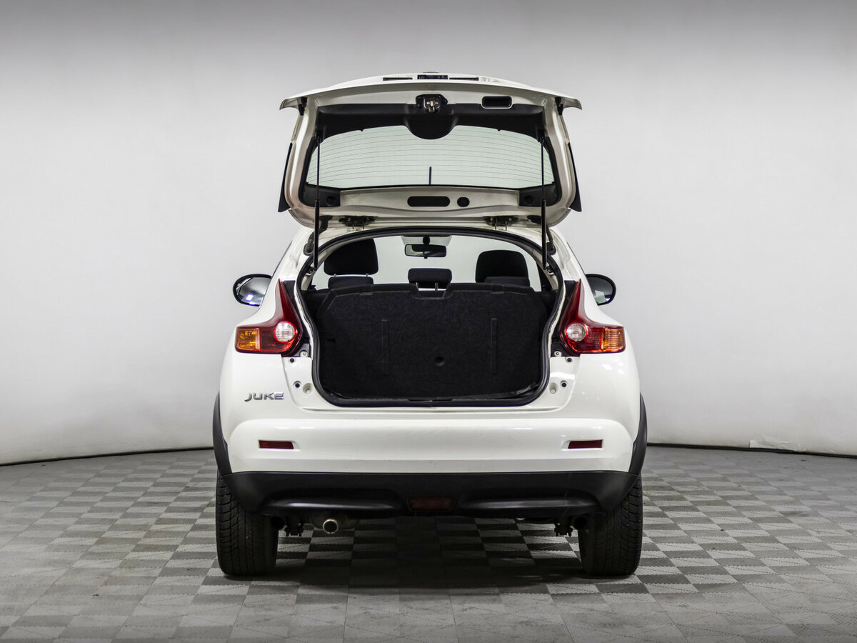 Nissan Juke с пробегом — 2012 год. Фото: #14