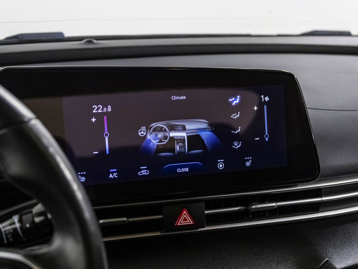 Hyundai Elantra с пробегом — 2021 год. Фото: #13