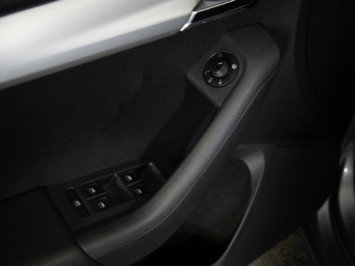 Skoda Octavia с пробегом — 2014 год. Фото: #13