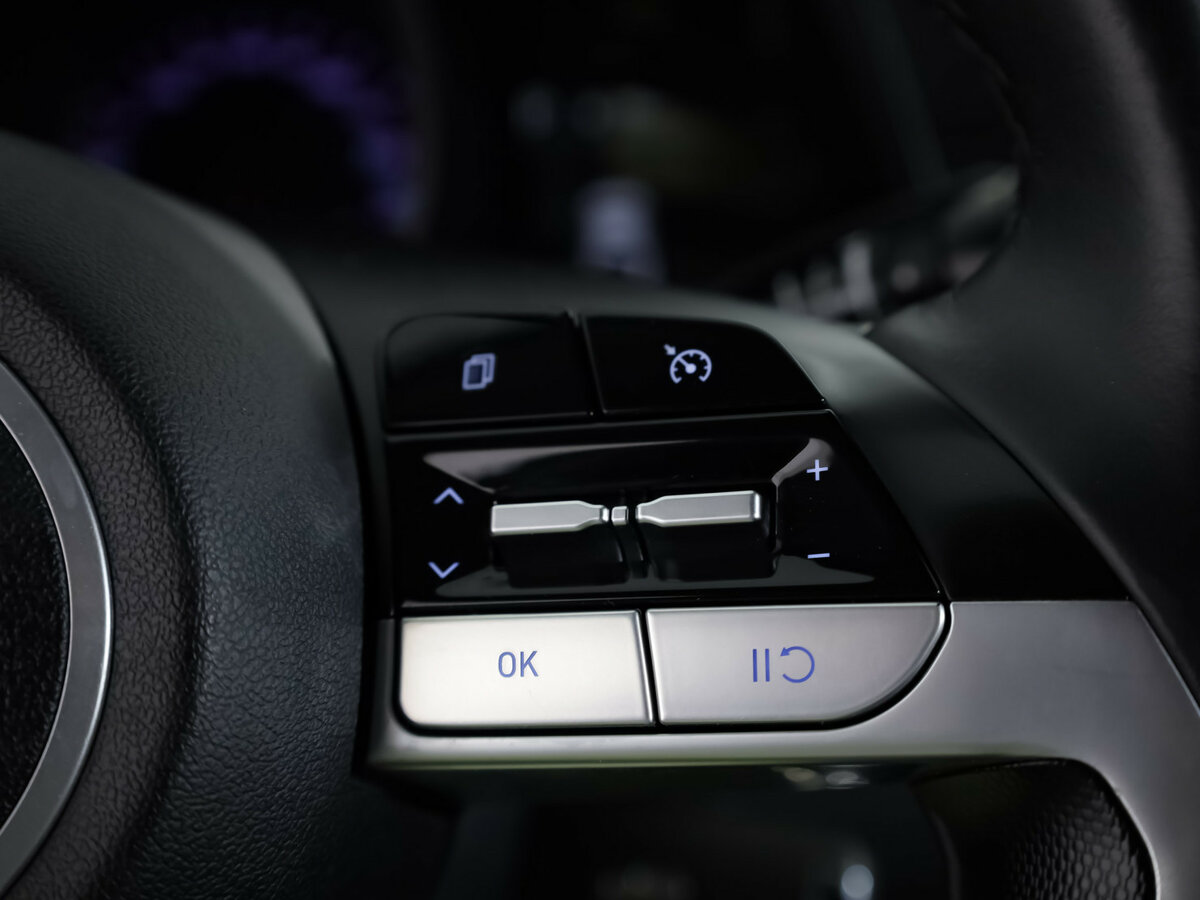 Hyundai Elantra с пробегом — 2021 год. Фото: #7