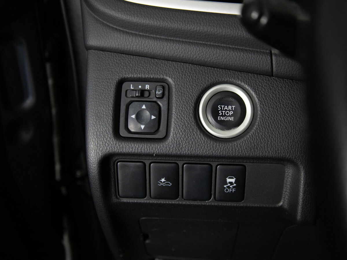 Mitsubishi Pajero Sport с пробегом — 2016 год. Фото: #8