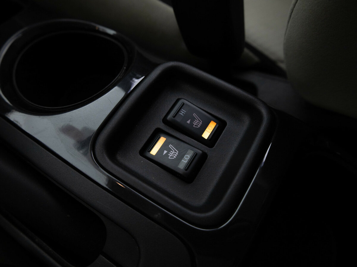 Nissan Juke с пробегом — 2013 год. Фото: #13