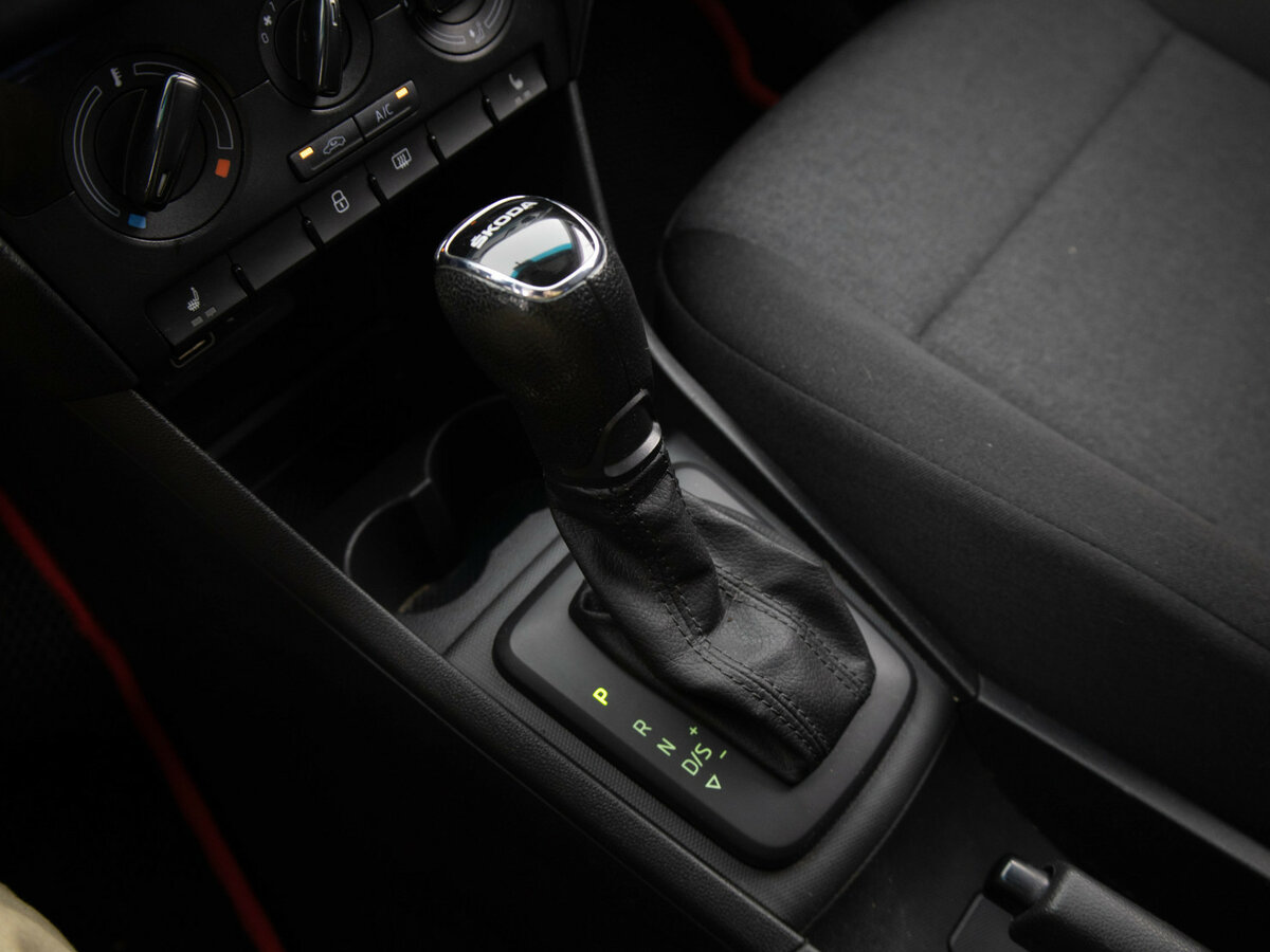 Skoda Rapid с пробегом — 2019 год. Фото: #9