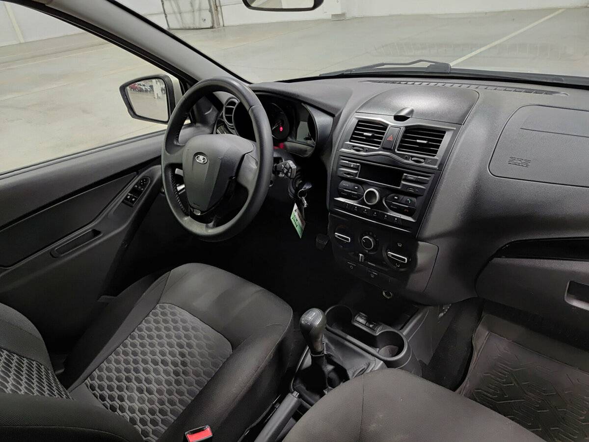 Lada (ВАЗ) Granta с пробегом — 2020 год. Фото: #10