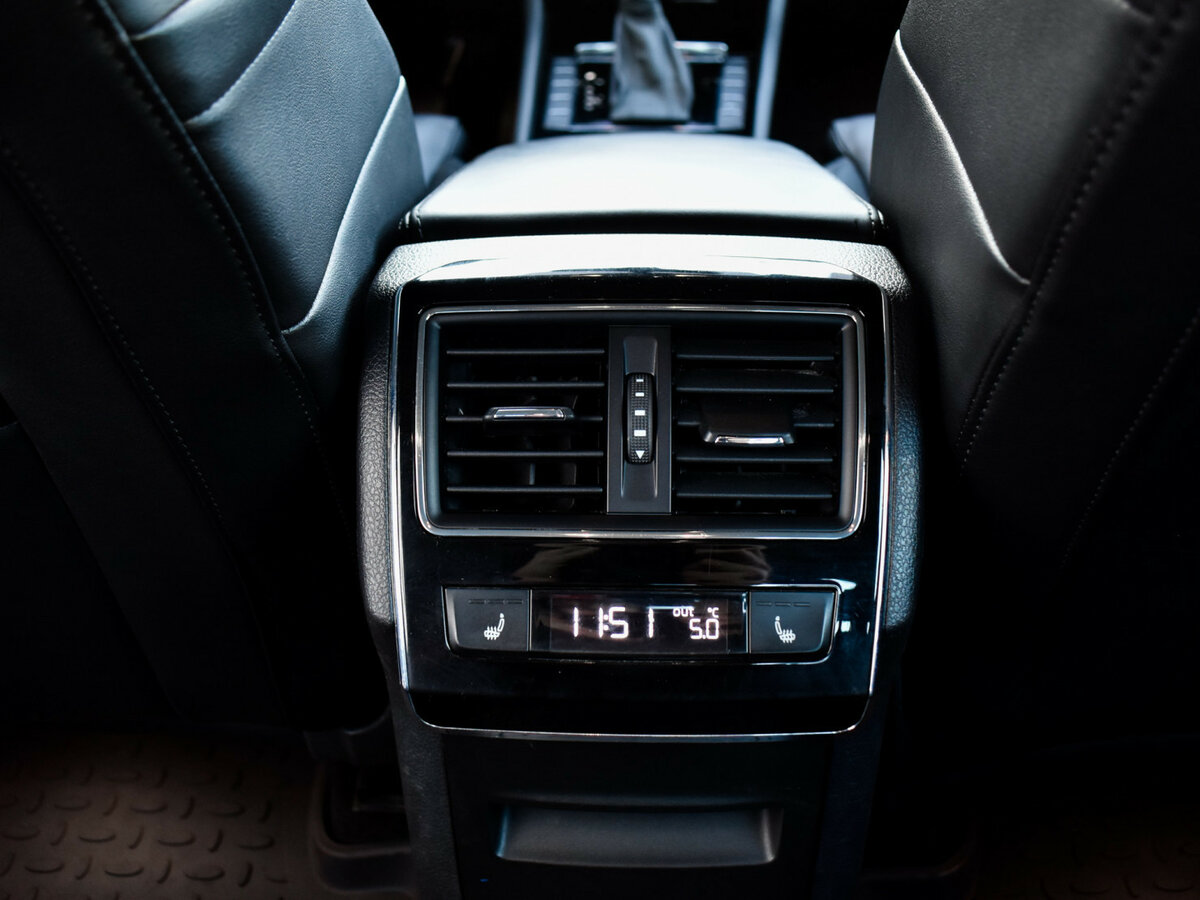 Skoda Superb с пробегом — 2018 год. Фото: #15