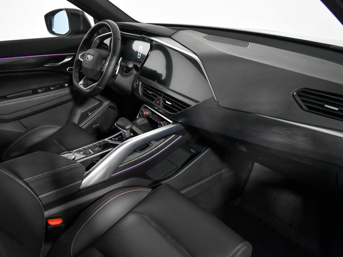 Geely Tugella с пробегом — 2023 год. Фото: #11