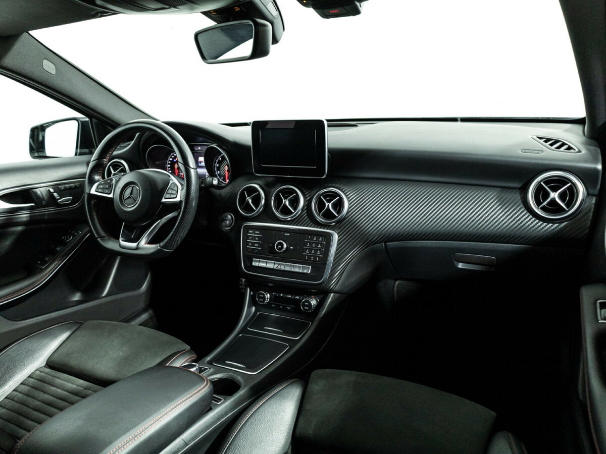 Mercedes-Benz A-Класс с пробегом — 2016 год. Фото: #8