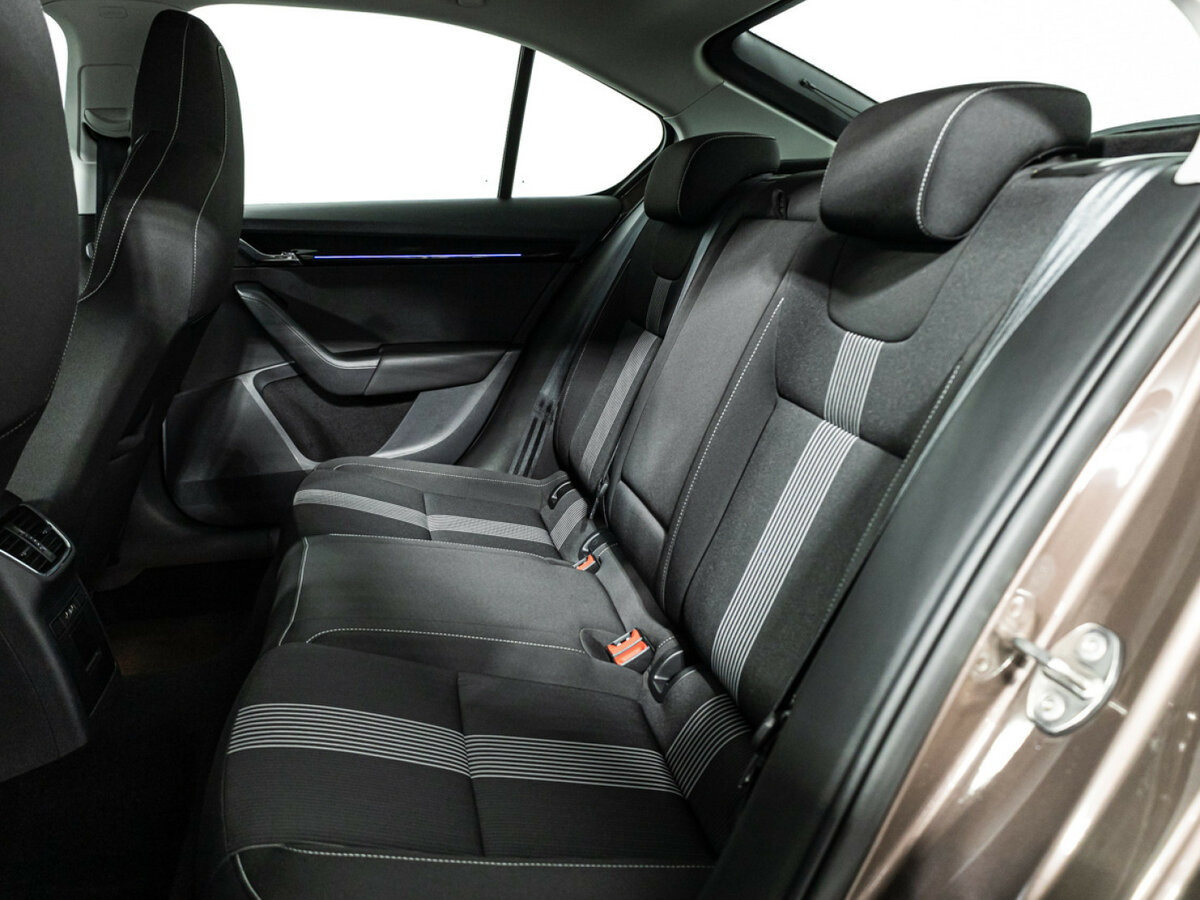 Skoda Octavia с пробегом — 2017 год. Фото: #9