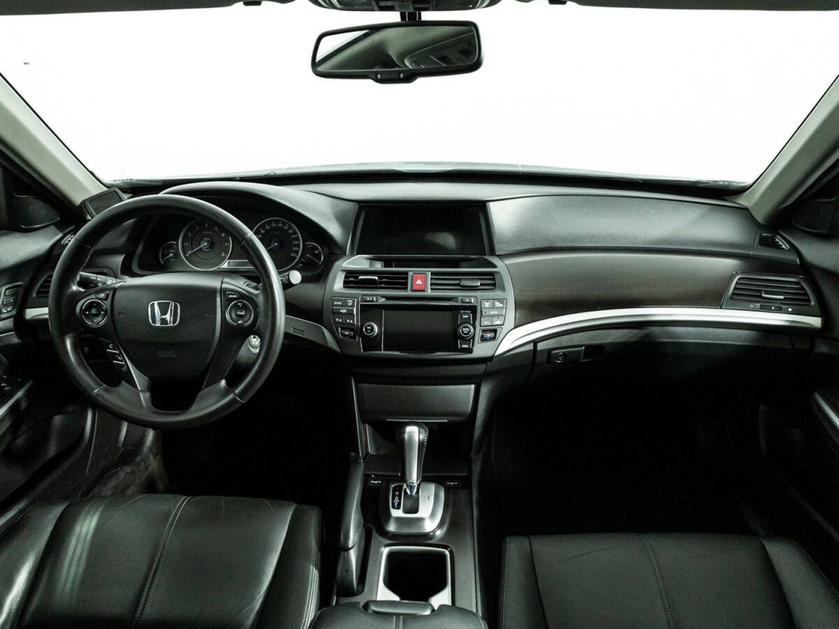 Honda Crosstour с пробегом — 2014 год. Фото: #10