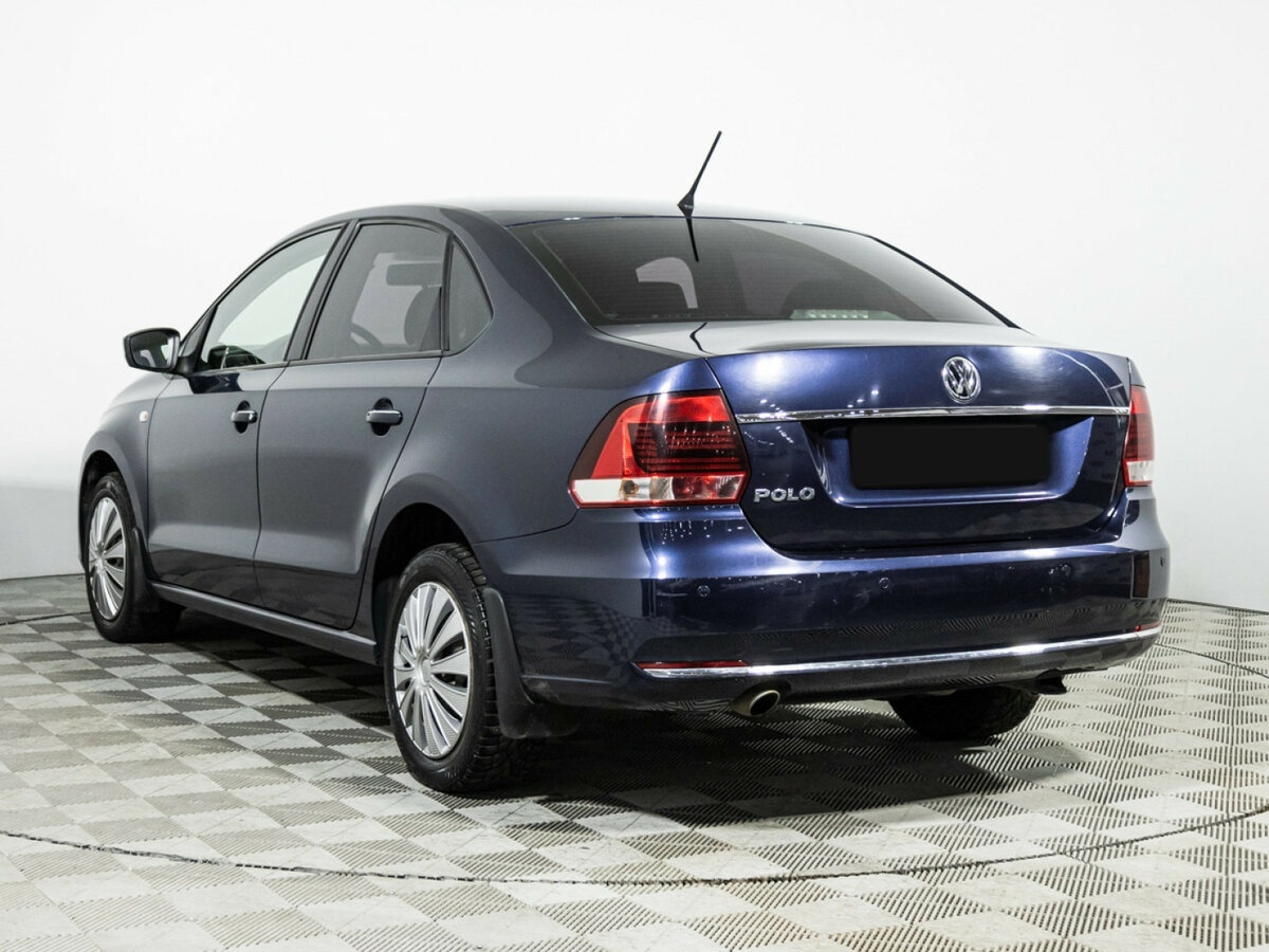 Volkswagen Polo с пробегом — 2016 год. Фото: #6