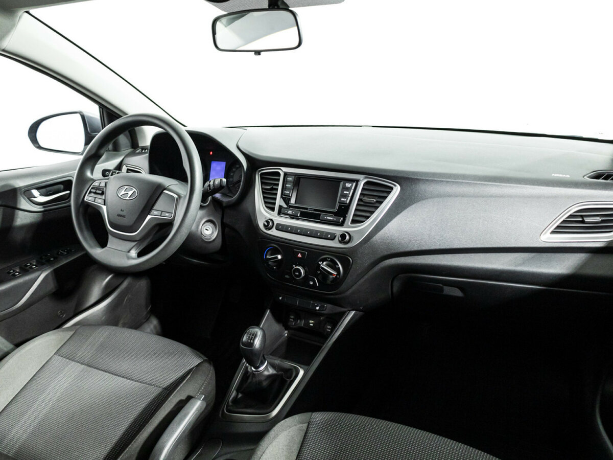 Hyundai Solaris с пробегом — 2020 год. Фото: #8