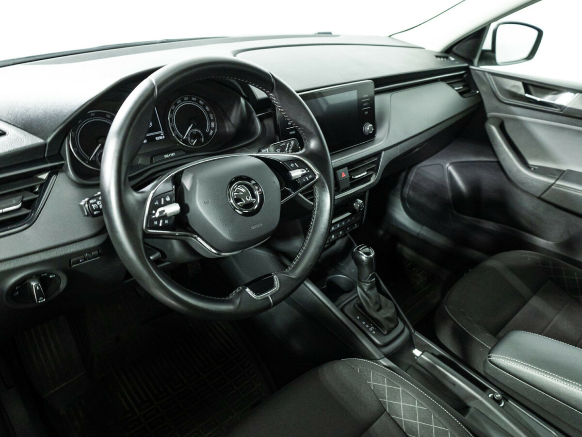 Skoda Rapid с пробегом — 2022 год. Фото: #10