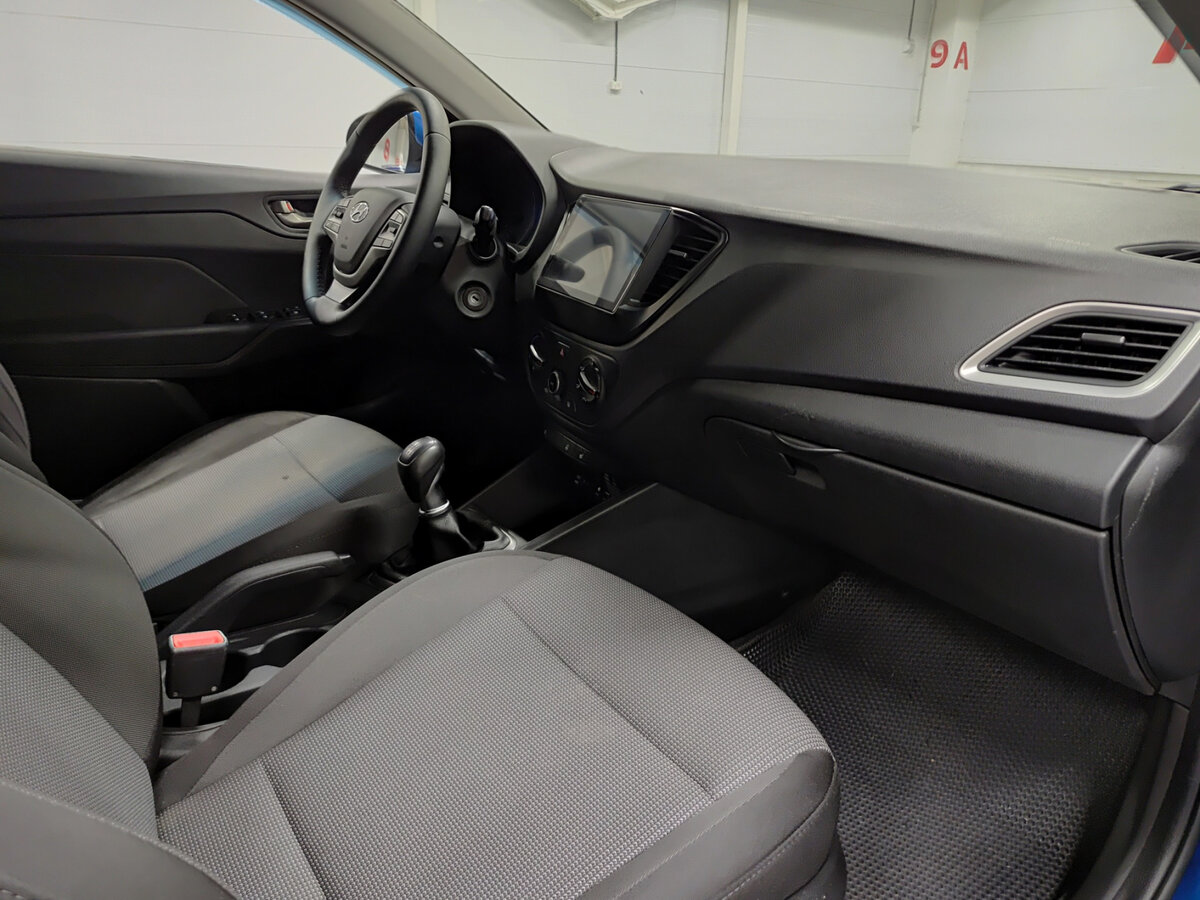 Hyundai Solaris с пробегом — 2017 год. Фото: #10