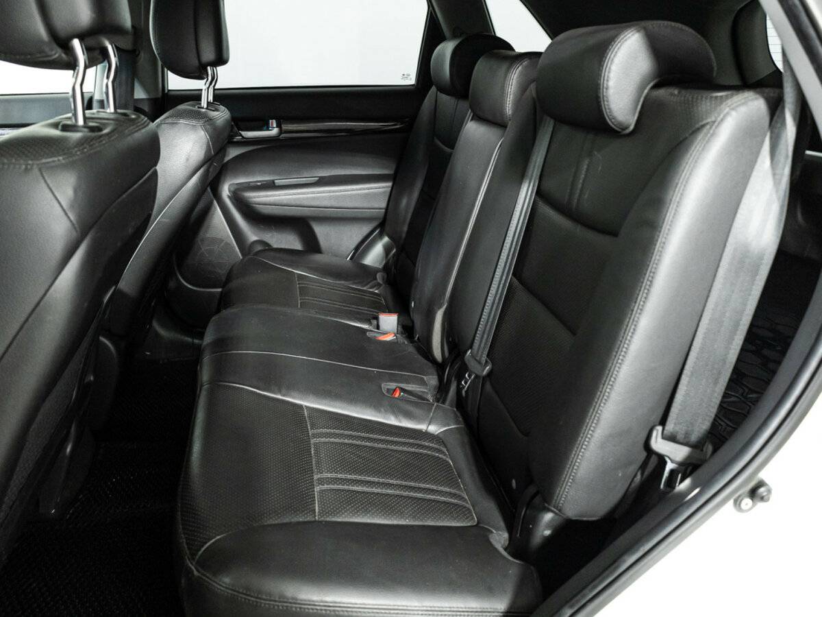 Kia Sorento с пробегом — 2019 год. Фото: #9