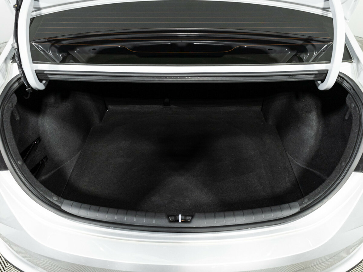 Solaris HS с пробегом — 2024 год. Фото: #17