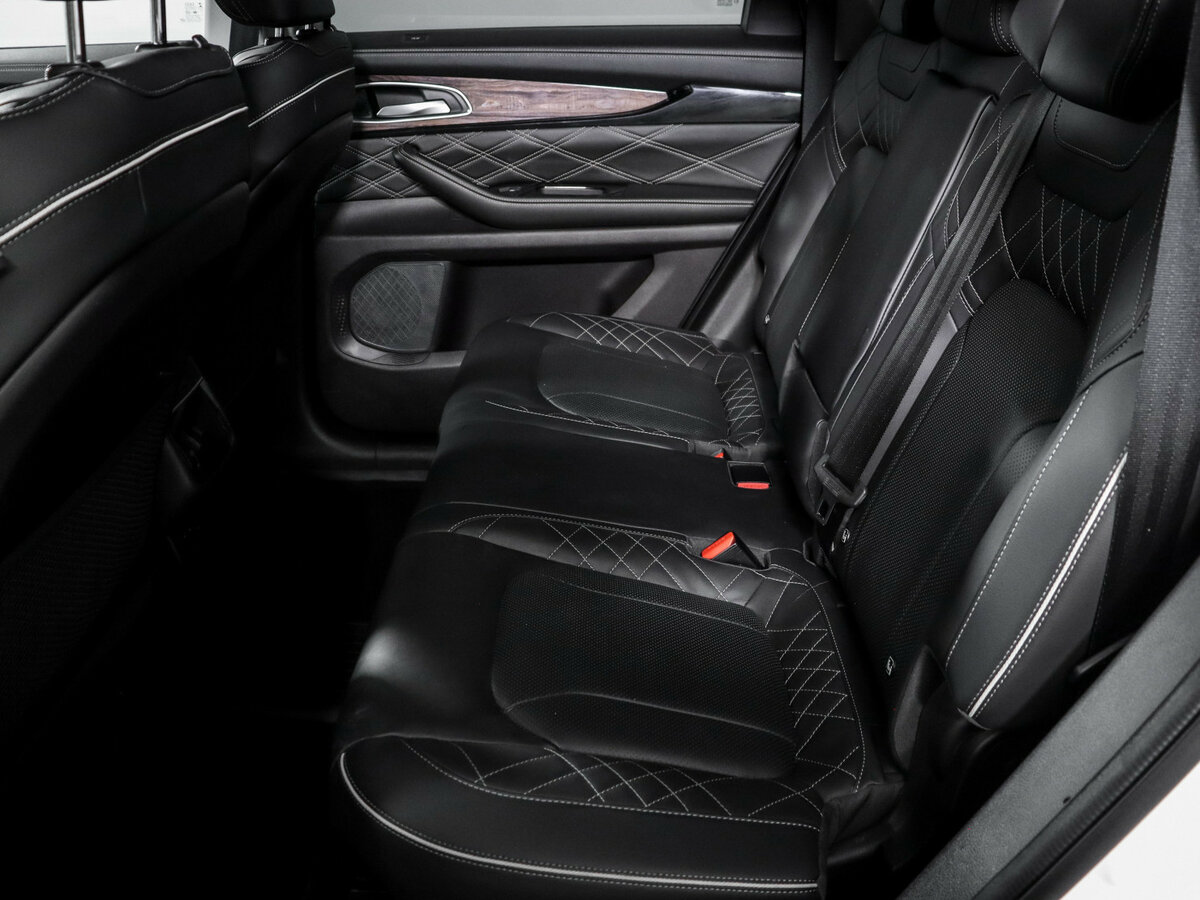 EXEED VX с пробегом — 2021 год. Фото: #9